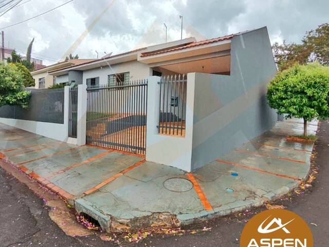 #2482 - Casa para Venda em Arapongas - PR - 1