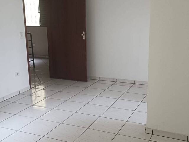 #2533 - Apartamento para Venda em Arapongas - PR - 2